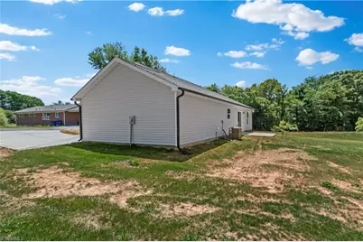 5044 Polk Avenue, Winston-Salem, NC 27106 - Photo 30