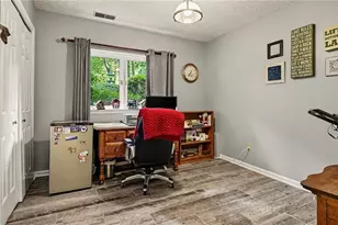 5008 Shadygrove Ln, Greensboro, NC 27407 - Photo 18
