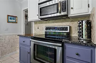 5008 Shadygrove Ln, Greensboro, NC 27407 - Photo 8