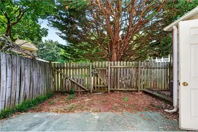 2962 Saint Marks Road #E, Winston-Salem, NC 27103 - Photo 14