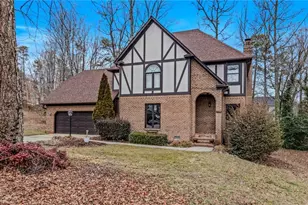 1708 Ambleside Ct, Greensboro, NC 27407 - Photo 4