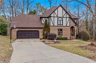 1708 Ambleside Ct, Greensboro, NC 27407 - Photo 2