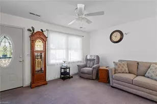 224 Delaware Ave, Mount Airy, NC 27030 - Photo 10