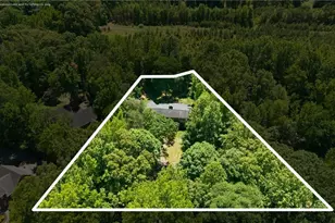 2085 Huntington Woods Dr, Lexington, NC 27295 - Photo 2