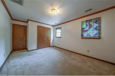 1048 Beecher Road, Winston-Salem, NC 27104 - Photo 38