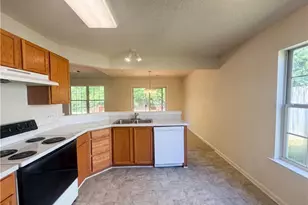 4234 Nestleway Ct, Greensboro, NC 27406 - Photo 2