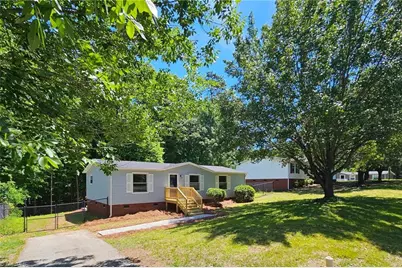 4702 Saddlebranch Court, McLeansville, NC 27301 - Photo 2