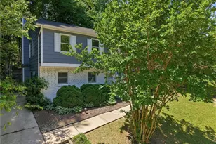 3319 Argyle Ln, Greensboro, NC 27406 - Photo 8