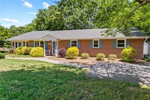 3511 Manoa Rd, Pfafftown, NC 27040 - Photo 4