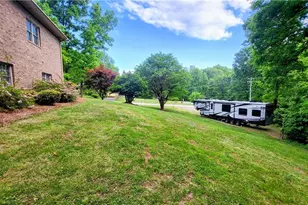7035 Skylark Rd, Pfafftown, NC 27040 - Photo 48