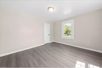 628 Elm Street, Graham, NC 27253 - Photo 16