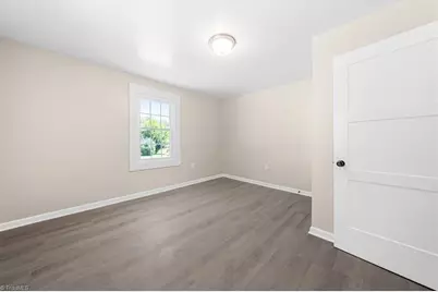 628 Elm Street, Graham, NC 27253 - Photo 32
