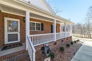 2329 Millbrook Dr, Haw River, NC 27258 - Photo 4