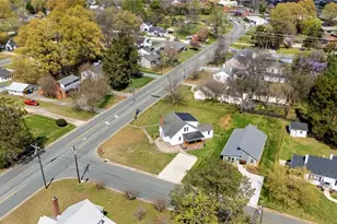 414 S Maple St, Graham, NC 27253 - Photo 34