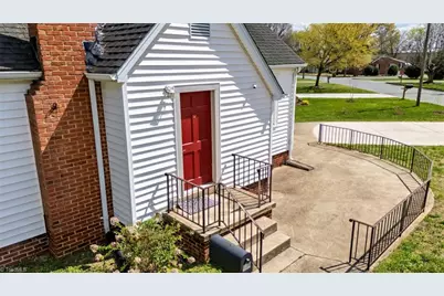 414 S Maple Street, Graham, NC 27253 - Photo 2