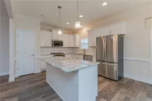 403 Freemont Dr, Thomasville, NC 27370 - Photo 28