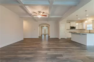 403 Freemont Dr, Thomasville, NC 27370 - Photo 26