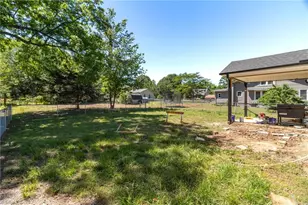 410 S Fayetteville St, Liberty, NC 27298 - Photo 26