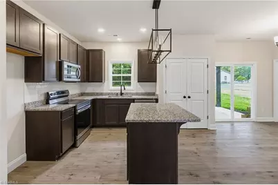 410 S Fayetteville Street, Liberty, NC 27298 - Photo 6