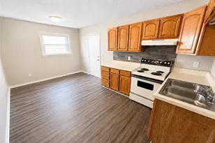 1504 Britton St, Greensboro, NC 27406 - Photo 10