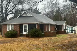 461 Ogburn Mill Rd, Stokesdale, NC 27357 - Photo 2