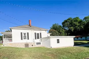 641 Sunset Dr, Mount Airy, NC 27030 - Photo 8
