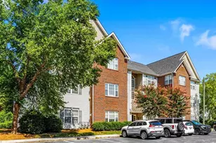 3710 Spanish Peak Dr, High Point, NC 27265 - Photo 2