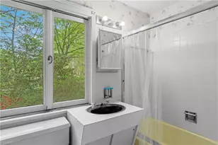 2051 Royall Dr, Winston-Salem, NC 27106 - Photo 26
