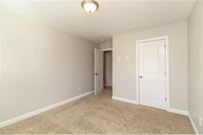 5519 Hardie Farm Drive, Greensboro, NC 27405 - Photo 6