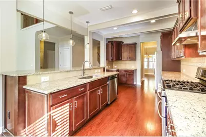 5519 Hardie Farm Drive, Greensboro, NC 27405 - Photo 8