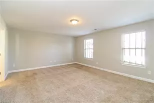 5519 Hardie Farm Dr, Greensboro, NC 27405 - Photo 12