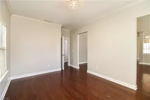 5519 Hardie Farm Dr, Greensboro, NC 27405 - Photo 2