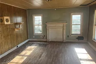 1219 Market Center Dr, High Point, NC 27260 - Photo 20