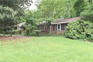 8220 Troxaway Ct, Lewisville, NC 27023 - Photo 2