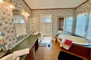 1038 Blackburn Hollow Rd, Purlear, NC 28665 - Photo 26