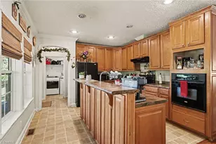 1067 Angel Fire Trail, Seagrove, NC 27341 - Photo 10