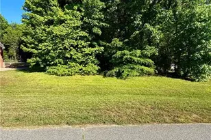 411 Williams Meadow Ln, Winston-Salem, NC 27127 - Photo 6