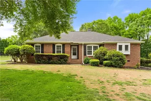 211 Hidden Creek Dr, Advance, NC 27006 - Photo 4