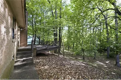 606 Leawood Drive, Greensboro, NC 27410 - Photo 32