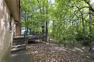 606 Leawood Dr, Greensboro, NC 27410 - Photo 32