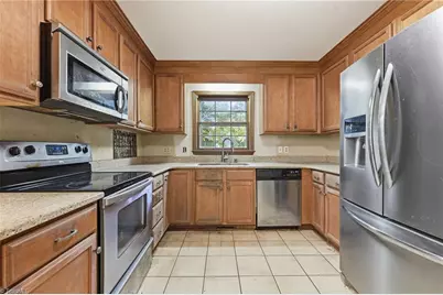606 Leawood Drive, Greensboro, NC 27410 - Photo 8
