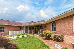 1102 Bear Crk Ln, Pinnacle, NC 27043 - Photo 42