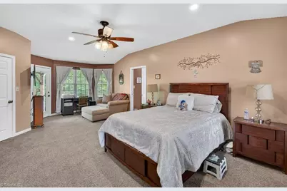 1102 Bear Creek Lane, Pinnacle, NC 27043 - Photo 18