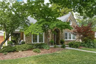 108 Arden Pl, Greensboro, NC 27403 - Photo 10