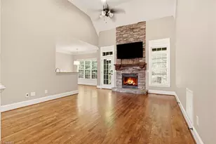 4693 Kellys Trail Ct, Winston-Salem, NC 27101 - Photo 2