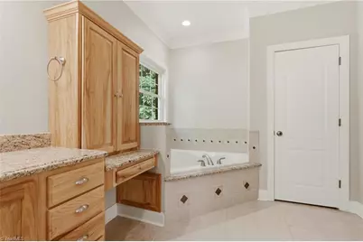 4693 Kellys Trail Court, Winston-Salem, NC 27101 - Photo 34
