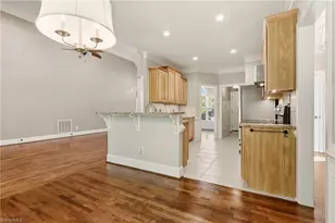 4693 Kellys Trail Ct, Winston-Salem, NC 27101 - Photo 10