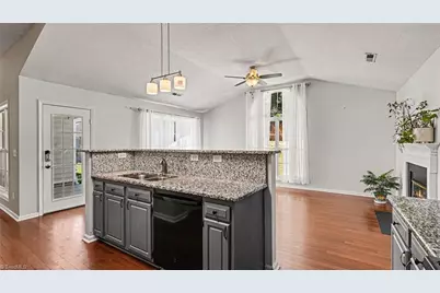 3209 Bardwell Road, Greensboro, NC 27410 - Photo 18