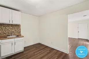 115 Florence St, Graham, NC 27253 - Photo 2