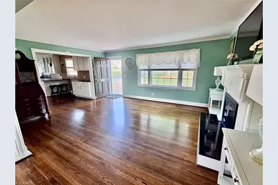 590 N Peace Haven Road, Winston-Salem, NC 27104 - Photo 4